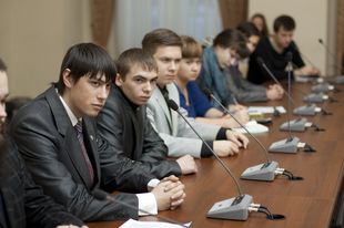 Корзин встреча с молодёжью по выборам в МП 21.01.2013 сайт_04.jpg